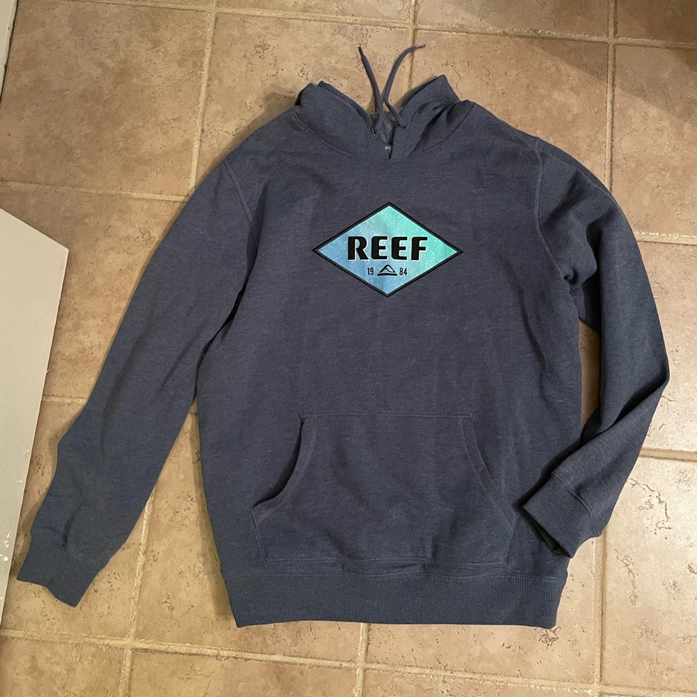 Reef sweatshirt